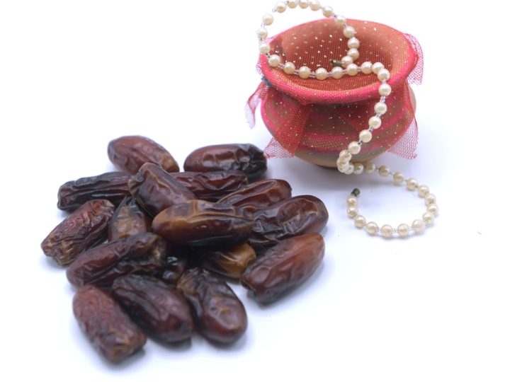 Decorative date gift pack